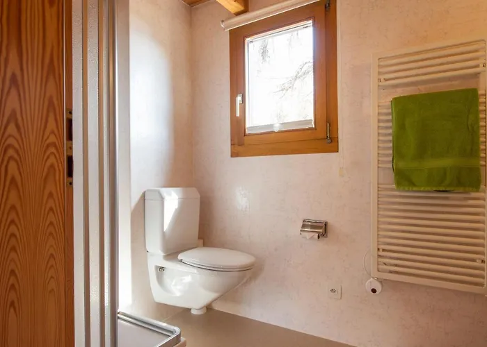 Alpesi faház Kira Mit Hotpot *