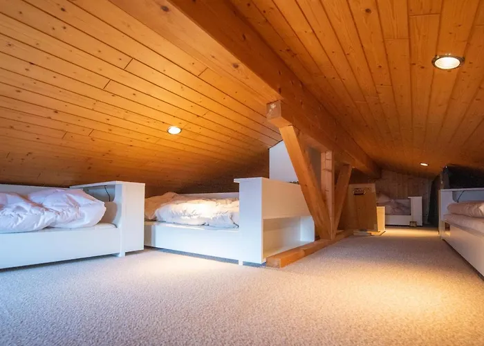 Kira Mit Hotpot Alpesi faház