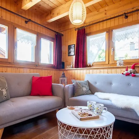 Kira Mit Hotpot Chalet Bellwald